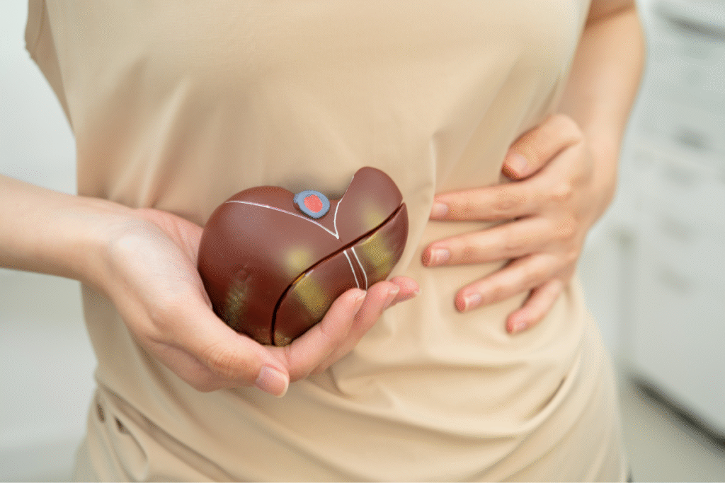 vitaminas para el hígado graso